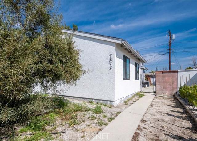 Photo of 7872 Vanscoy Ave, North Hollywood, CA 91605