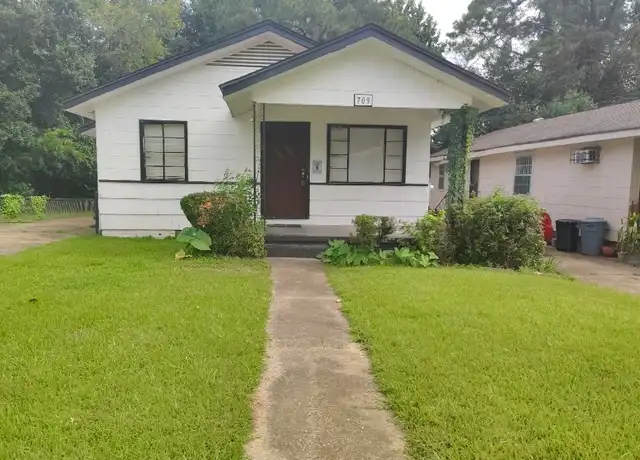 Property at 709 Randall St, Jackson, MS, 39203, 3 beds, 1 bath, [object Object]