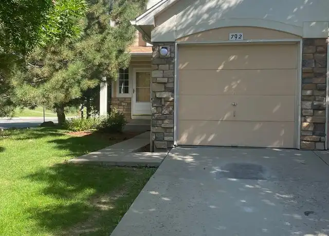 Property at 792 Gateway Cir, Lafayette, CO, 80026, 3 beds, 2 baths, [object Object]