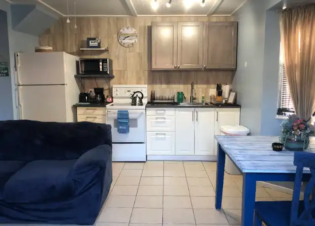 Property at 801 11th Ave W Unit 1, Palmetto, FL, 34221, 1 bed, 1 bath, [object Object]