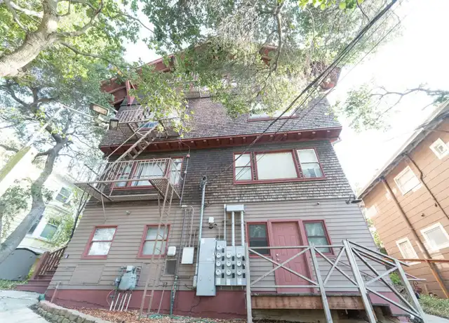 Property at 1321 Spruce St Unit 02, Berkeley, CA, 94709, 0 beds, 1 bath, [object Object]