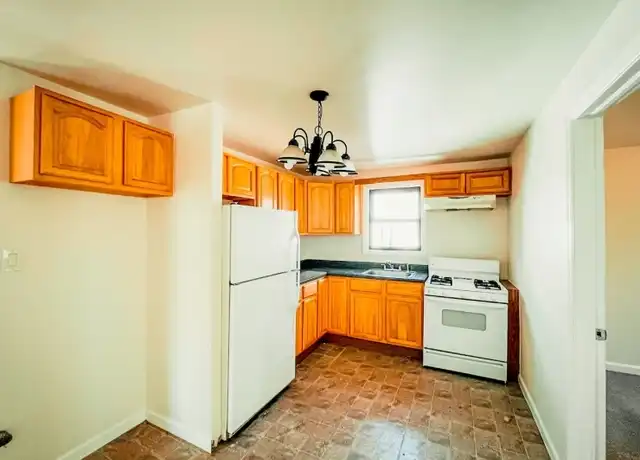 Property at 106 Wayne Ave, Paterson, NJ, 07502, 3 beds, 1 bath, [object Object]