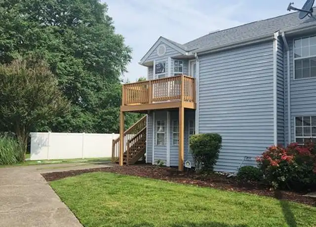 Property at 3744A Towne Point Rd Unit B, Portsmouth, VA, 23703, 2 beds, 2 baths, [object Object]