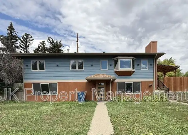 Property at 105 Riverview Dr W, Great Falls, MT, 59404, 4 beds, 2 baths, [object Object]