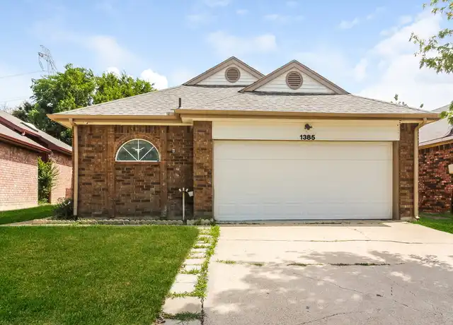 Property at 1385 Chinaberry Dr, Lewisville, TX, 75077, 3 beds, 2 baths, [object Object]