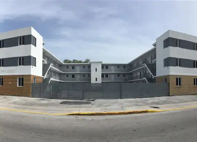 Property at 540 NW 7th St Unit 19, Miami, FL, 33136, 2 beds, 1 bath, [object Object]