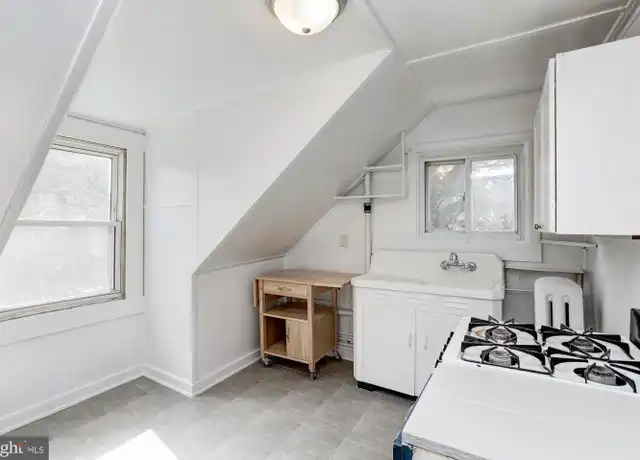Property at 1307 W Northern Pkwy Unit 3RD FLOOR, Baltimore, MD, 21209, 1 bed, 1 bath, [object Object]