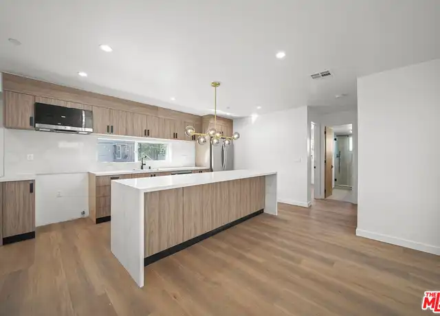 Property at 819 N McCadden Pl Unit 2, Los Angeles, CA, 90038, 3 beds, 3.5 baths, [object Object]