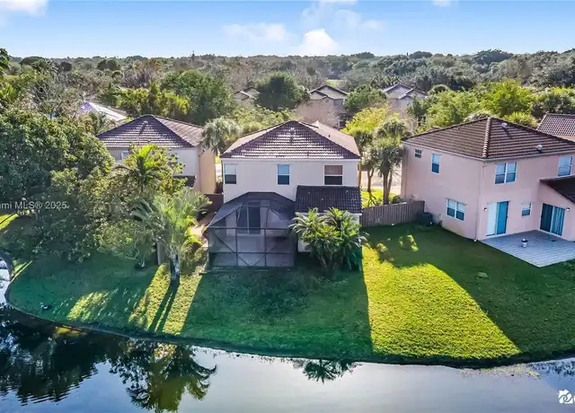 Property at 1269 NW 106th Ter, Plantation, FL, 33322, 3 beds, 2.5 baths, [object Object]