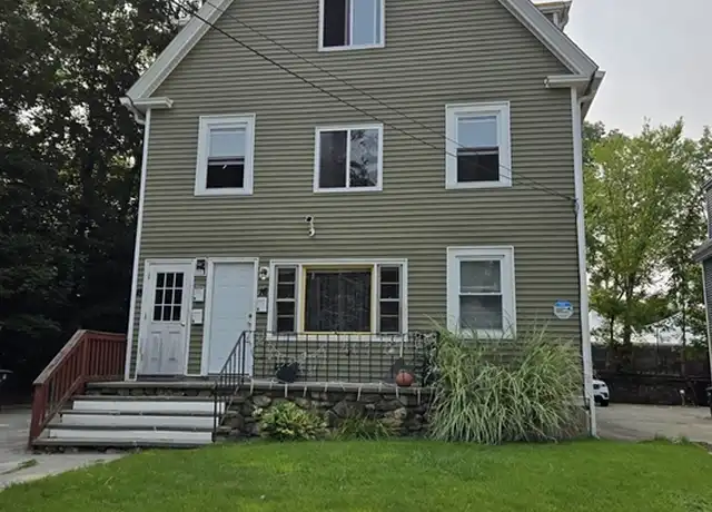 Property at 18 Windsor Ct Unit 2, Southbridge, MA, 01550, 3 beds, 1 bath, [object Object]