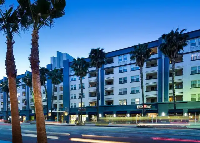 Property at Avalon Wilshire - 5115 Wilshire Blvd, Los Angeles, CA, 90036, 2 beds, 1-2.5 bath, [object Object]