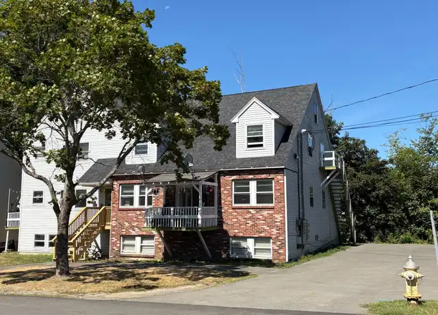 Property at 135 Glenwood Dr Unit 4, Bangor, ME, 04401, 2 beds, 1 bath, [object Object]