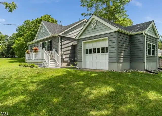 Property at 29 Gates Rd, Branchburg, NJ, 08876, 2 beds, 1 bath, [object Object]