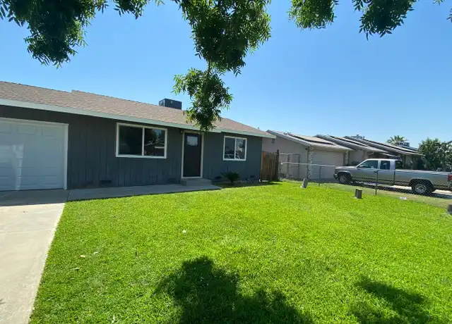 Property at 612 S R St, Tulare, CA, 93274, 2 beds, 1 bath, [object Object]