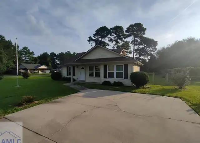 Property at 633 Trevor St, Hinesville, GA, 31313, 3 beds, 2 baths, [object Object]
