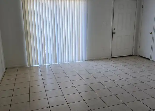 Property at 7515 W Glenn Dr #4, Glendale, AZ, 85303, 2 beds, 1 bath, [object Object]