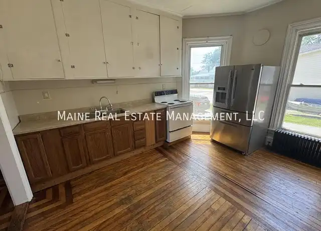 Property at 191 Center St Unit 1, Old Town, ME, 04468, 2 beds, 1 bath, [object Object]