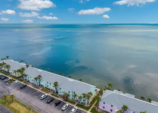 Property at 4768 Coquina Key Dr SE, Saint Petersburg, FL, 33705, 2 beds, 2.5 baths, [object Object]