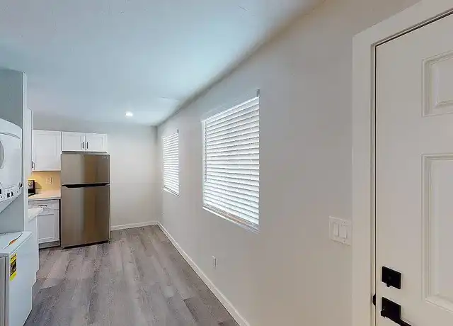 Property at Aurora 22 - 1545 W Denton Ln, Phoenix, AZ, 85015, 2 beds, 1 bath, [object Object]