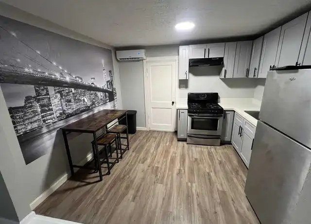 Property at 6420 Conley St, Houston, TX, 77021, 1 bed, 1 bath, [object Object]