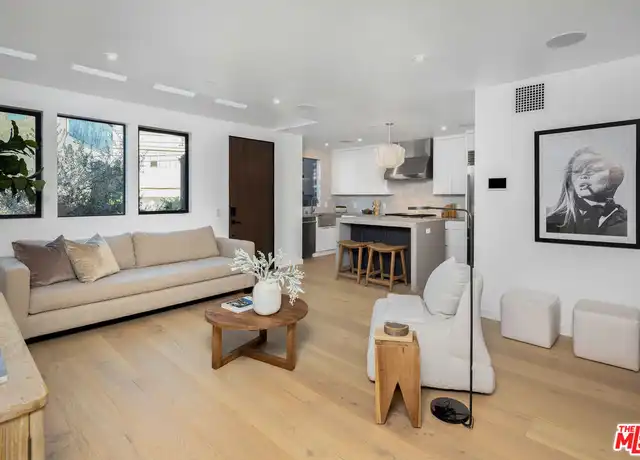 Property at 1169 Palms Blvd, Venice, CA, 90291, 1 bed, 1.5 baths, [object Object]
