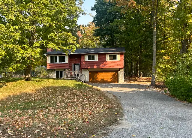 Property at 1807 Sparrow Dr, Traverse City, MI, 49696, 3 beds, 2 baths, [object Object]