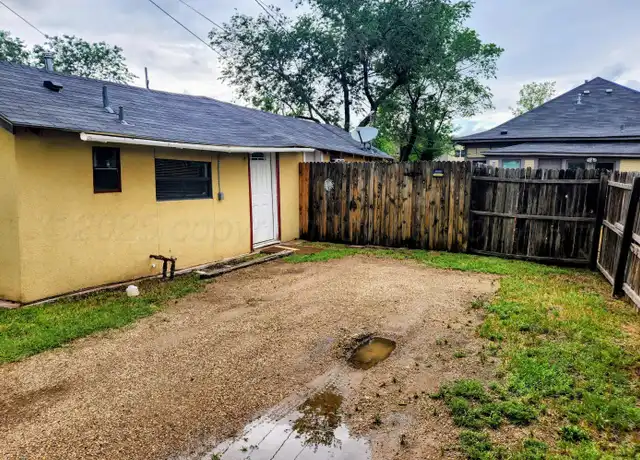 Property at 1908 3rd Ave, Canyon, TX, 79015, 1 bed, 1 bath, [object Object]
