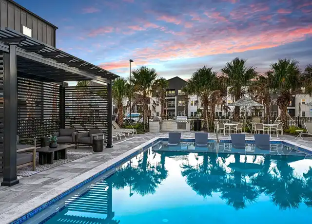 Property at District West - 1100 N John Young Pkwy, Orlando, FL, 32808, 1 bed, 1 bath, [object Object]