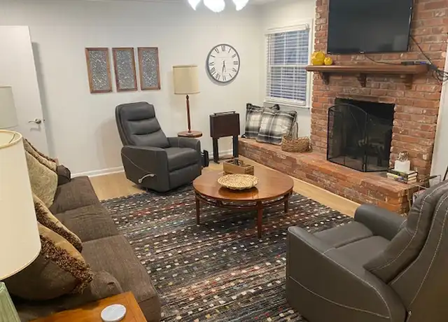 Property at 21 Leslie Dr, Jackson, TN, 38305, 3 beds, 2 baths, [object Object]