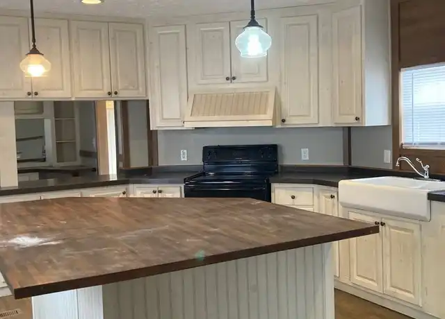 Property at 1 Trademark Ln Unit 40, Ripley, WV, 25271, 2 beds, 2 baths, [object Object]