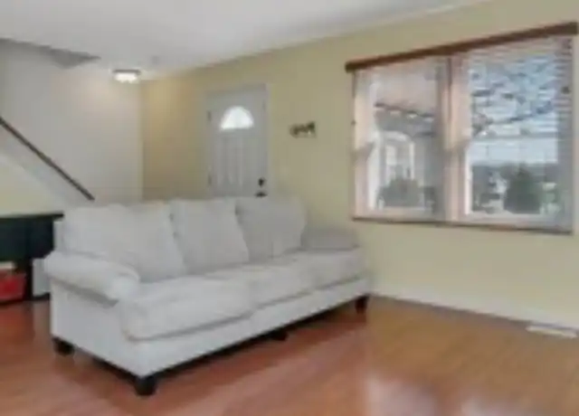 Property at 7757 W Briar Ct, Frankfort, IL, 60423, 2 beds, 1 bath, [object Object]