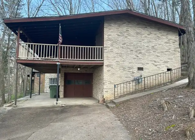 Property at 1701 Mountainbrook Dr SE, Huntsville, AL, 35801, 3 beds, 2 baths, [object Object]