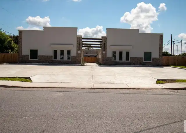 Property at 212 W Jessamine Ave Unit 2-A, La Feria, TX, 78559, 3 beds, 2 baths, [object Object]