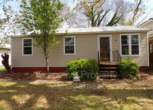 Property at 2513 Avenue I, Birmingham, AL, 35218, 4 beds, 2 baths, [object Object]