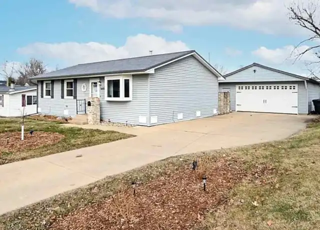 Property at 5655 Cornell St SW, Cedar Rapids, IA, 52404, 3 beds, 1 bath, [object Object]