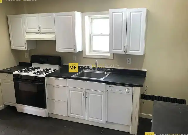 Property at 67 Flint St Unit 2, Somerville, MA, 02145, 3 beds, 1 bath, [object Object]