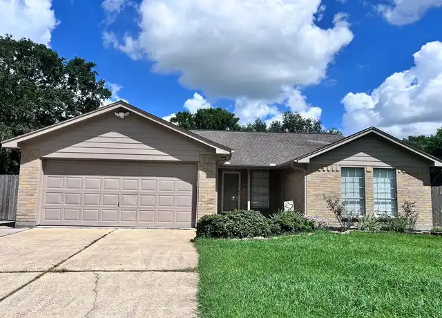 Property at 1007 Killarney Ave, Friendswood, TX, 77546, 4 beds, 2 baths, [object Object]