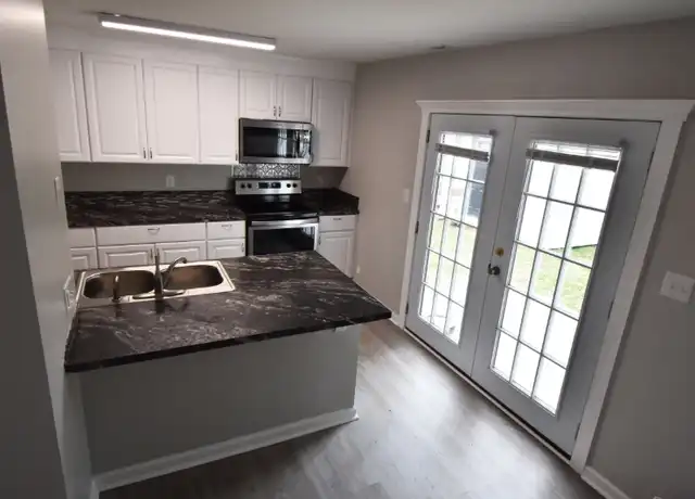 Property at 630 S Main St Unit 13, Mooresville, NC, 28115, 2 beds, 1.5 baths, [object Object]