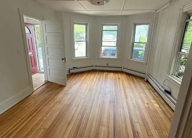 Property at 19 Wall St Unit 2, Salem, MA, 01970, 3 beds, 1 bath, [object Object]