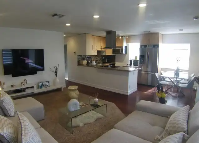 Property at 854 Normandy R, Delray Beach, FL, 33484, 2 beds, 2 baths, [object Object]