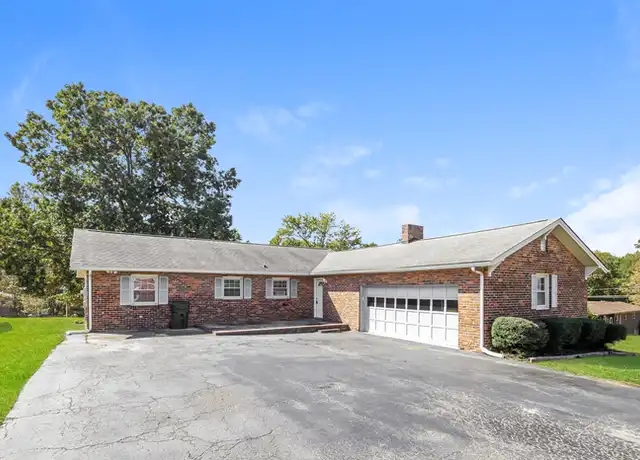 Property at 100 Chriswood Ave, Thomasville, NC, 27360, 3 beds, 2 baths, [object Object]