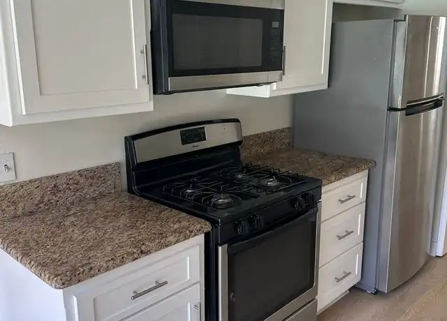 Property at 7819 W Talbert St Unit 02, Playa Del Rey, CA, 90293, 1 bed, 1 bath, [object Object]