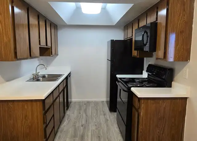 Property at 8605 N 59th Ave Unit 2003, Glendale, AZ, 85302, 2 beds, 2 baths, [object Object]