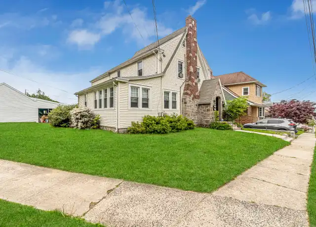 Property at 154 Temple St Unit 2, Stratford, CT, 06615, 2 beds, 1 bath, [object Object]