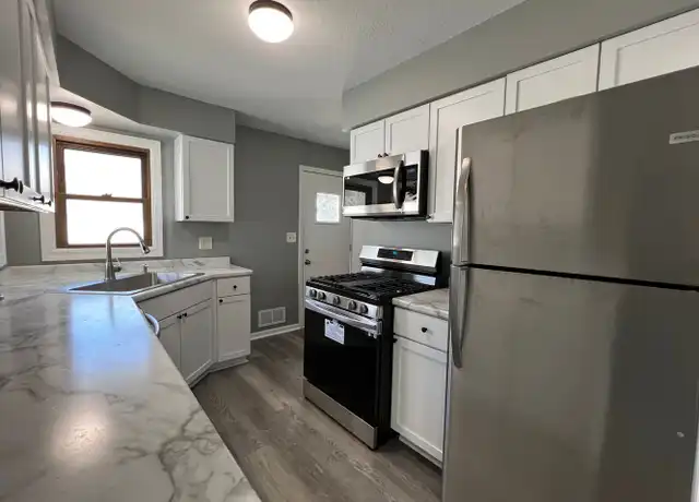 Property at 2033 15th St NW, Rochester, MN, 55901, 3 beds, 1.5 baths, [object Object]