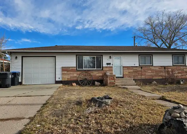 Property at 611 McGovern Ave, Cheyenne, WY, 82001, 4 beds, 2 baths, [object Object]