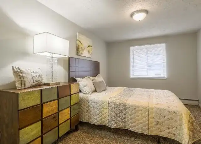 Property at 104 Central Ave, Dayton, OH, 45406, 1 bed, 1 bath, [object Object]