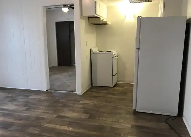 Property at 621 15th St Unit 8, Modesto, CA, 95354, 1 bed, 1 bath, [object Object]
