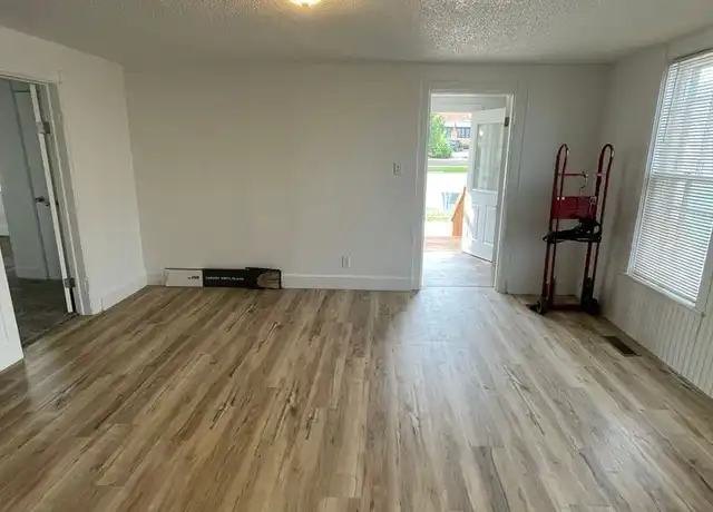 Property at 422 Columbus St Unit 420 Columbus Front, Rapid City, SD, 57701, 5 beds, 1 bath, [object Object]