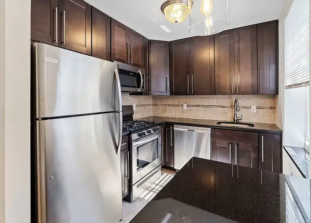 Photo of 188 Bellevue Ave, Montclair, NJ 07043